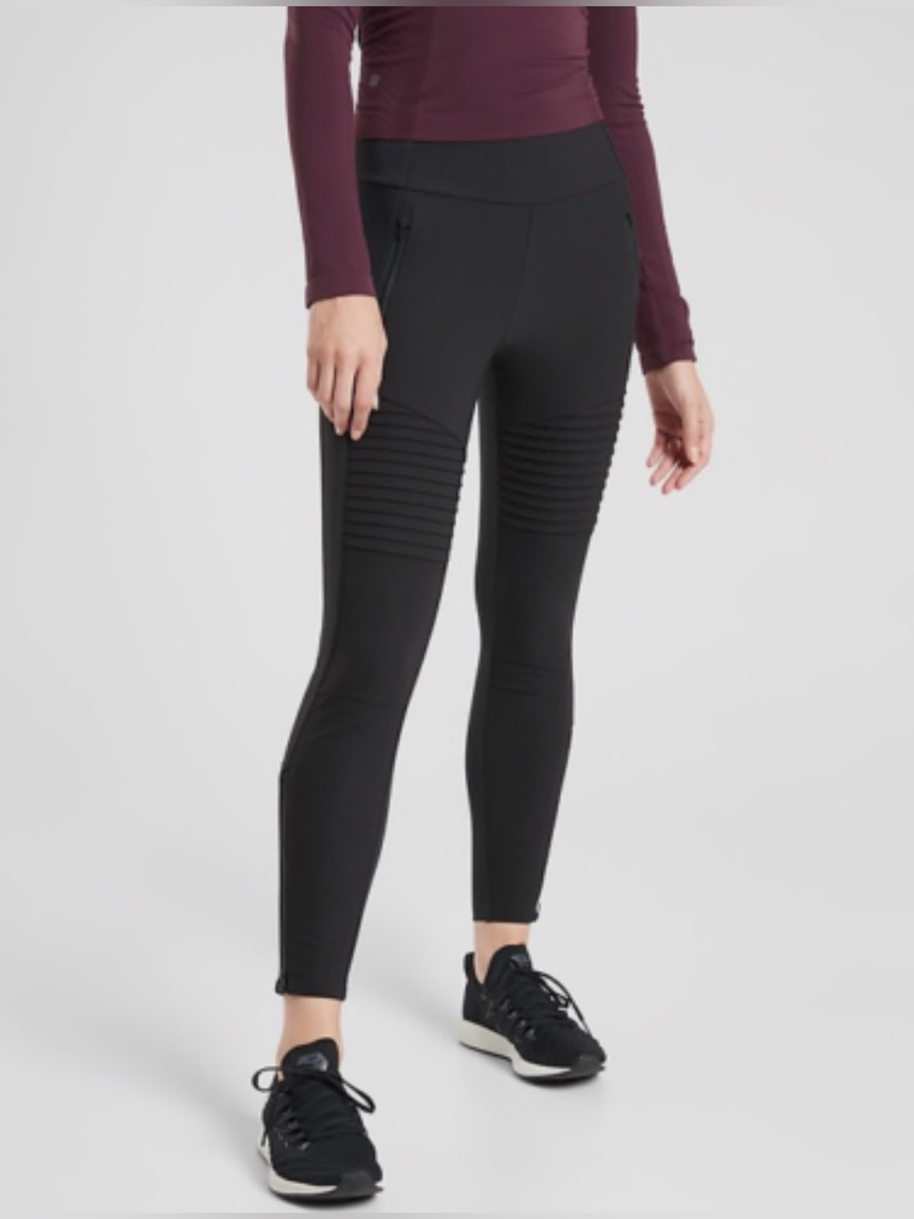 NWT Athleta Headlands Hybrid Moto Tight - Black - Size 4